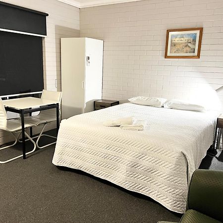 拜恩斯代尔镇中心汽车旅馆 外观 照片